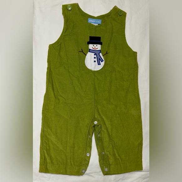 Monday’s Child snowman corduroy longall sz 12 months smoke free home - Picture 1 of 4